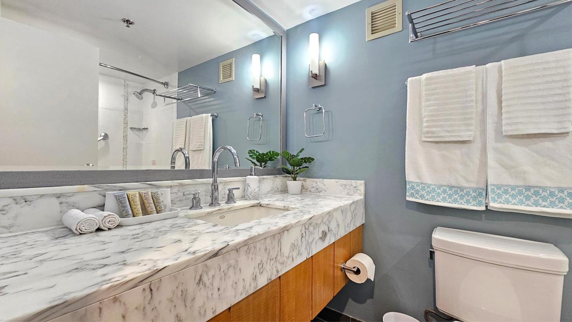 Ocean View Room At Ala Moana Fees Include 호놀룰루 외부 사진