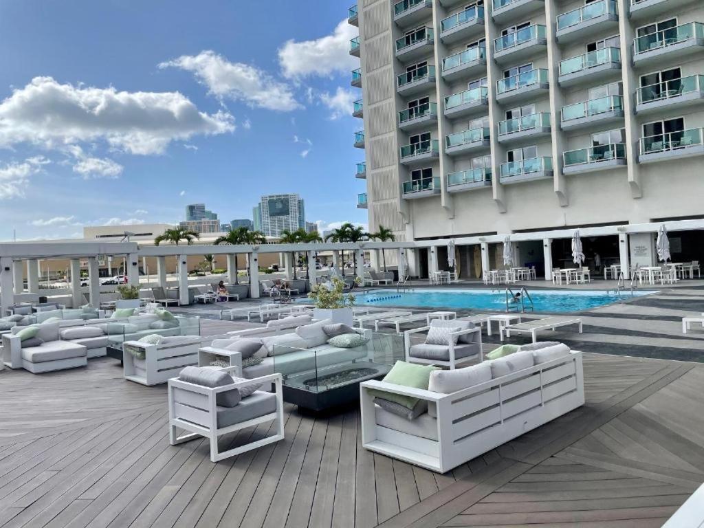 Ocean View Room At Ala Moana Fees Include 호놀룰루 외부 사진