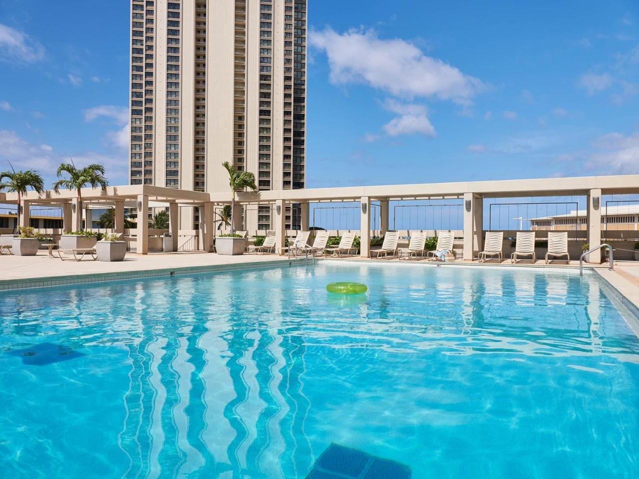 Ocean View Room At Ala Moana Fees Include 호놀룰루 외부 사진